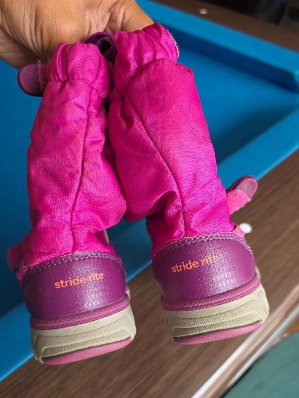 Stride Rite Girls Bright Magenta Snow Boots